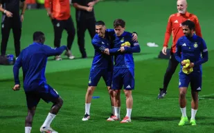 مفاجآت في التشكيل المتوقع لمباراة الهلال والنصر