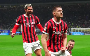 ميلان يحقق فوزًا مهمًا على فينيزيا في الدوري الإيطالي (فيديو)