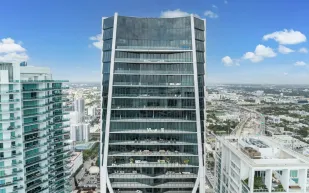  آخر بنتهاوس من تصميم زها حديد للبيع مقابل 24 مليون دولار