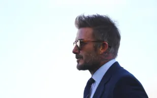 بيكهام يكشف روتين يومه الصارم مع عائلته