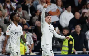 بعد الإقصاء من الأبطال.. فالفيردي يرد بهدف قاتل ويُهدي الانتصار لجماهير مدريد (فيديو)