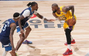 ليبرون جيمس بعد الخسارة: كثرة الأخطاء السبب في سقوط الفريق