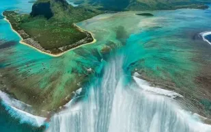 ليس خيالًا.. شلال عملاق في قاع البحر يتحكم بمناخ العالم (فديو)