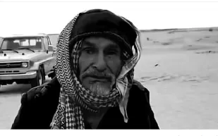 سماء صحراء المملكة تفقد أحد كبار عشاقها.. رحيل شيخ الفلكيين البدو