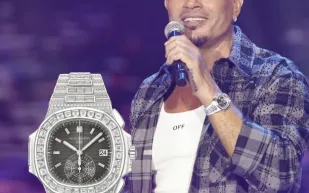 عمرو دياب يخطف الأنظار بساعة Patek Philippe نادرة بقيمة 700 ألف دولار