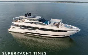 يخت Mangusta GranSport الفاخر للبيع مقابل 11.9 مليون دولار