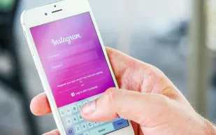 إنستجرام يختبر برنامجًا جديدًا لدفع المال مقابل جذب المستخدمين