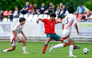 كريستيانو رونالدو يحتفل بالظهور الأول لابنه مع منتخب البرتغال (فيديو)