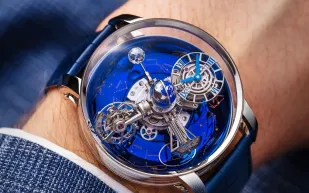 ساعة Astronomia Sky من جاكوب آند كو.. دوران مستمر يحاكي الكون ومجراته