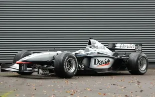 سيارة McLaren MP4-16 تُعرض في مزاد مقابل 1.4 مليون يورو