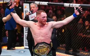 جاك مادالينا يفاجئ العالم ويتوج بلقب UFC على حساب بلال محمد (فيديو)