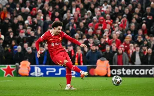 ليفربول ضد أرسنال: تشكيلة متوقعة وغيابات مؤثرة في قمة أنفيلد