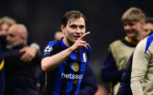 صفقة مرتقبة.. باريلا على أعتاب الهلال في انتقال صيفي قوي