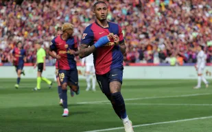 مواعيد مباريات اليوم الخميس.. الاتحاد على مشارف التتويج وبرشلونة تحسم لقب الليجا