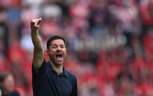 بعد تعيينه مديرًا فنيًّا لريال مدريد.. تعرف على تشابي ألونسو