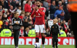 برونو فيرنانديز يقترب من الهلال.. تعرف على تفاصيل الاتفاق
