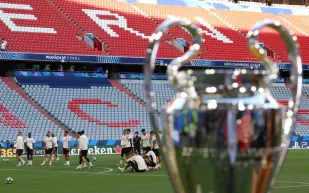 بالأرقام.. من يتفوق في القيمة السوقية قبل نهائي دوري أبطال أوروبا 2025؟