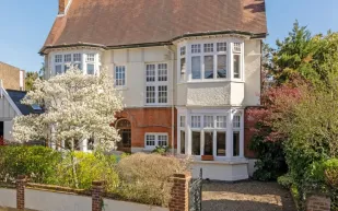 منزل عائلة أحد مؤسسي رولز-رويس في لندن للبيع بـ5.3 مليون دولار