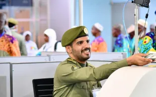 ما هي خطوات تفعيل جواز السفر بعد التجديد؟ الجوزات السعودية تجيب