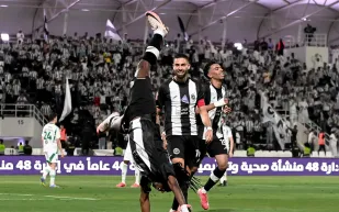 أين وصلت مفاوضات الشباب لضم عبدالله دوكوري؟