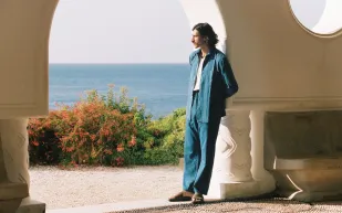 لا تبدأ عطلتك الصيفية قبل اكتشافها.. قطع لا غنى عنها لأناقة شاطئية مثالية