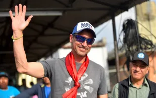 بريطاني رقم قياسي بصعوده إلى قمة جبل إيفرست للمرة التاسعة عشرة