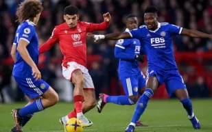 نوتنجهام فورست يتعثر مجددًا أمام ليستر سيتي ويصعّب مهمته في التأهل لأبطال أوروبا