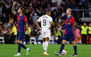  برشلونة يسعى لتأكيد تفوقه على ريال مدريد غدًا في كلاسيكو قد يحسم اللقب (فيديو)