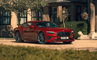 Continental GT الجديدة من Bentley: فخامة هجينة وانبعاثات منخفضة
