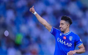 بعد رحيل فيرمينو.. الأهلي يفتح الباب أمام التعاقد مع سالم الدوسري (فيديو)