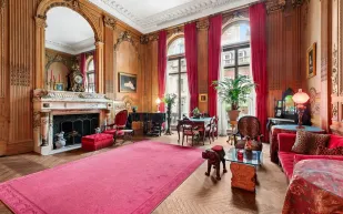 شقة من سحر العصر الذهبي للبيع في نيويورك مقابل 6 ملايين دولار