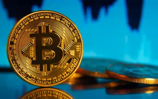 ملياردير يوضح أسباب تفضيله للبيتكوين عن الذهب والفضة.. تعرف عليها