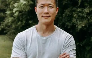 مدرب اللياقة دان جو يكشف بروتوكولًا عمليًا لفقدان الدهون قبل الصيف