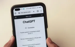 دراسة: ChatGPT يتفوق على الإنسان في قراءة المشاعر وتصميم الاختبارات