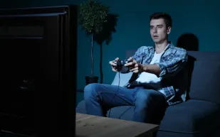 هل يمكن للألعاب العنيفة أن تخفف التوتر؟ دراسة تُفاجئ الجميع