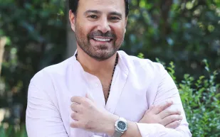 "أشتكي لله".. أغنية جديدة لعاصي الحلاني بلمسة الذكاء الاصطناعي (فيديو) 