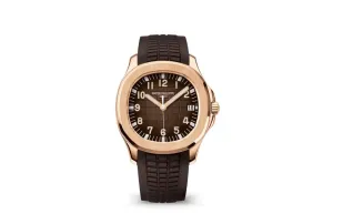 جيسون ستاثام يتألق في إطلالة بساعة Patek Philippe Aquanaut Ref. 5167R