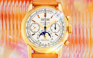 Patek Philippe 2499 بتوقيع مزدوج تحطم التوقعات وتُباع بـ4.3 ملايين دولار