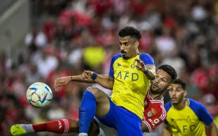 صفقة لاجامي تفجّر الغضب.. هل يفقد النصر السيطرة قبل دوري الأبطال؟
