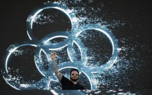 Alesso وTina Guo يطلقان مقطوعة كأس العالم للألعاب الإلكترونية 2025 (فيديو)