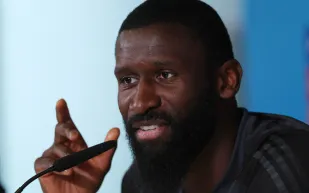 روديغر يفجّر أزمة جديدة.. "فيفا" يفتح ملف العنصرية في مونديال الأندية