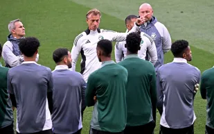 استبعاد مفاجئ لجهاد ذكري.. ما الذي فاجأ رينارد؟