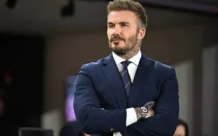 كيف تفوق أغنى لاعب في العالم على ديفيد بيكهام؟