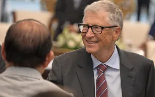 الزهايمر لم يعد نهاية الطريق.. غيتس يقود "ثورة الأمل"