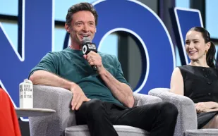 بين الطلاق وركود التذاكر: لماذا لم يحقق عرض هيو جاكمان النجاح المنتظر؟