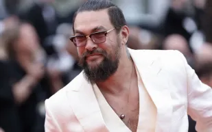 نجل جيسون موموا يخطف الأضواء في "Dune 3" 