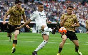 غياب مبابي يتواصل.. التشكيل المتوقع لريال مدريد أمام سالزبورغ