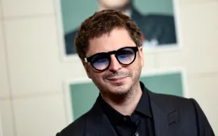 لقاء لخمس دقائق انتهى بتوبيخ.. مايكل سيرا يروي لحظة لا تُنسى مع توم كروز