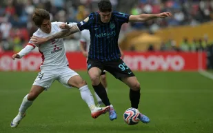 هل ينتقل أليساندرو باستوني إلى الهلال؟