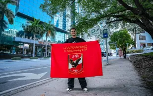 لماذا يرتدي اللاعب زيزو ساعتين  على معصميه؟ (فيديو)